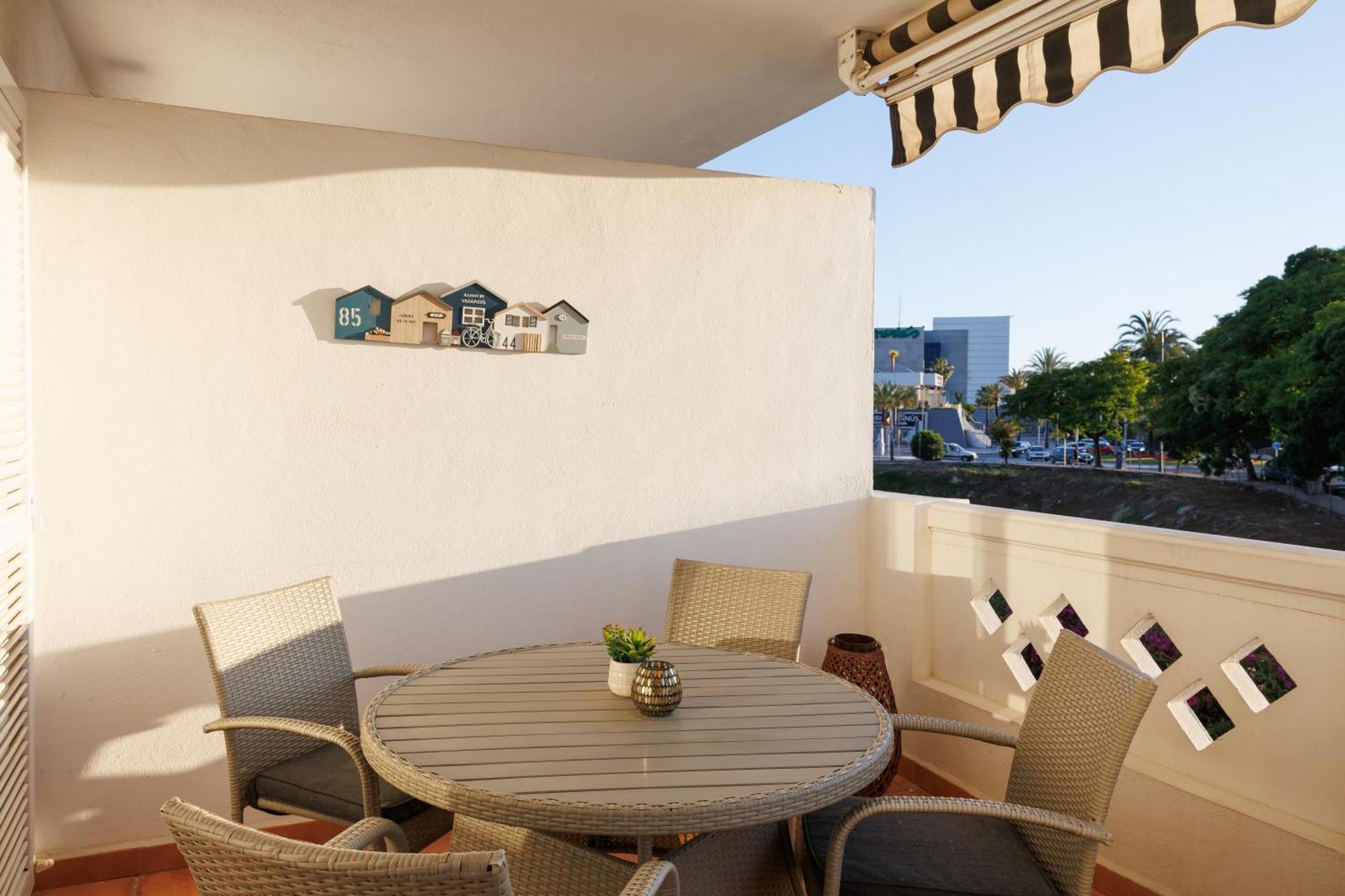 Banus - Banus Playa Rocio Beachfront Complex Apartment *